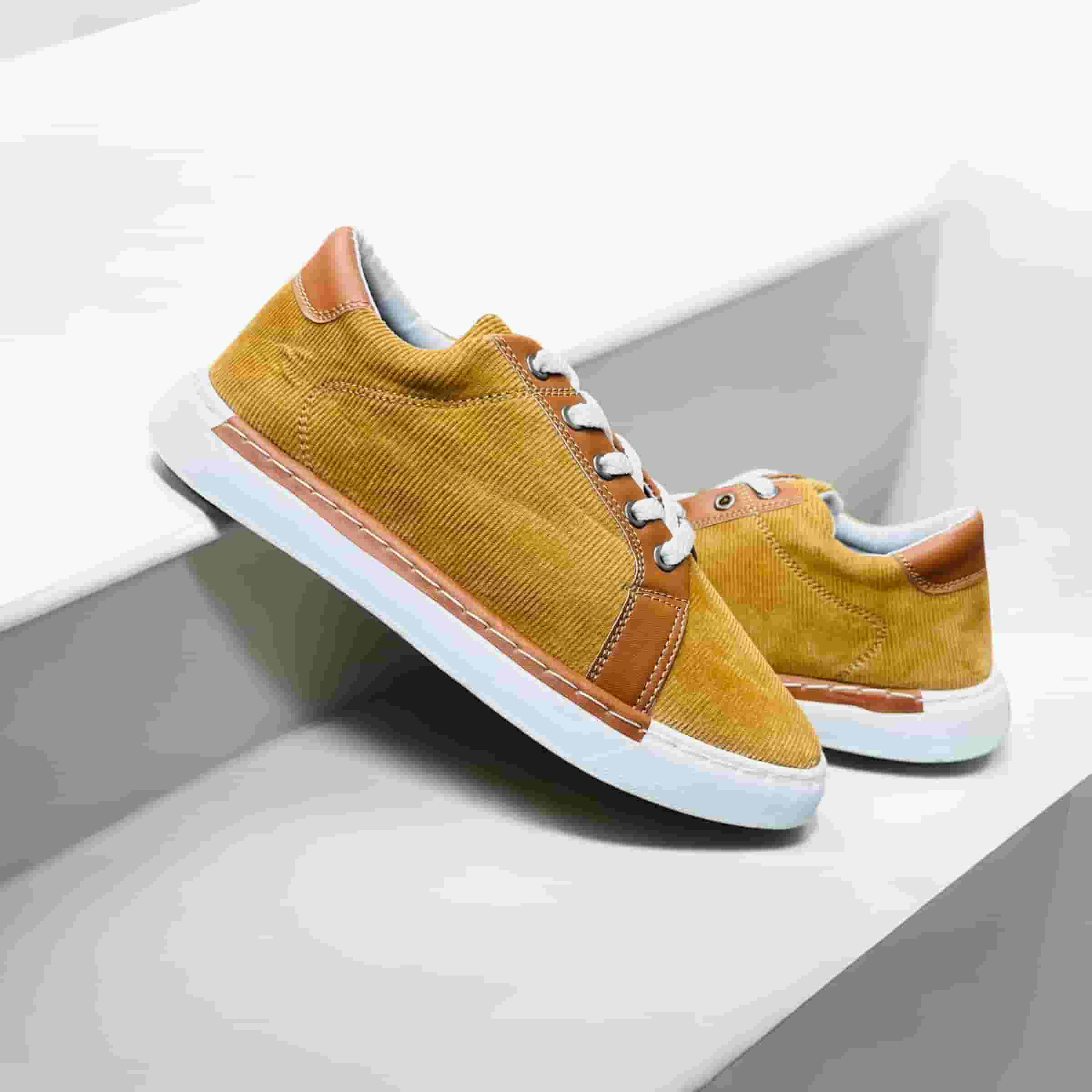 Clearance offer Sneakers (s-70)