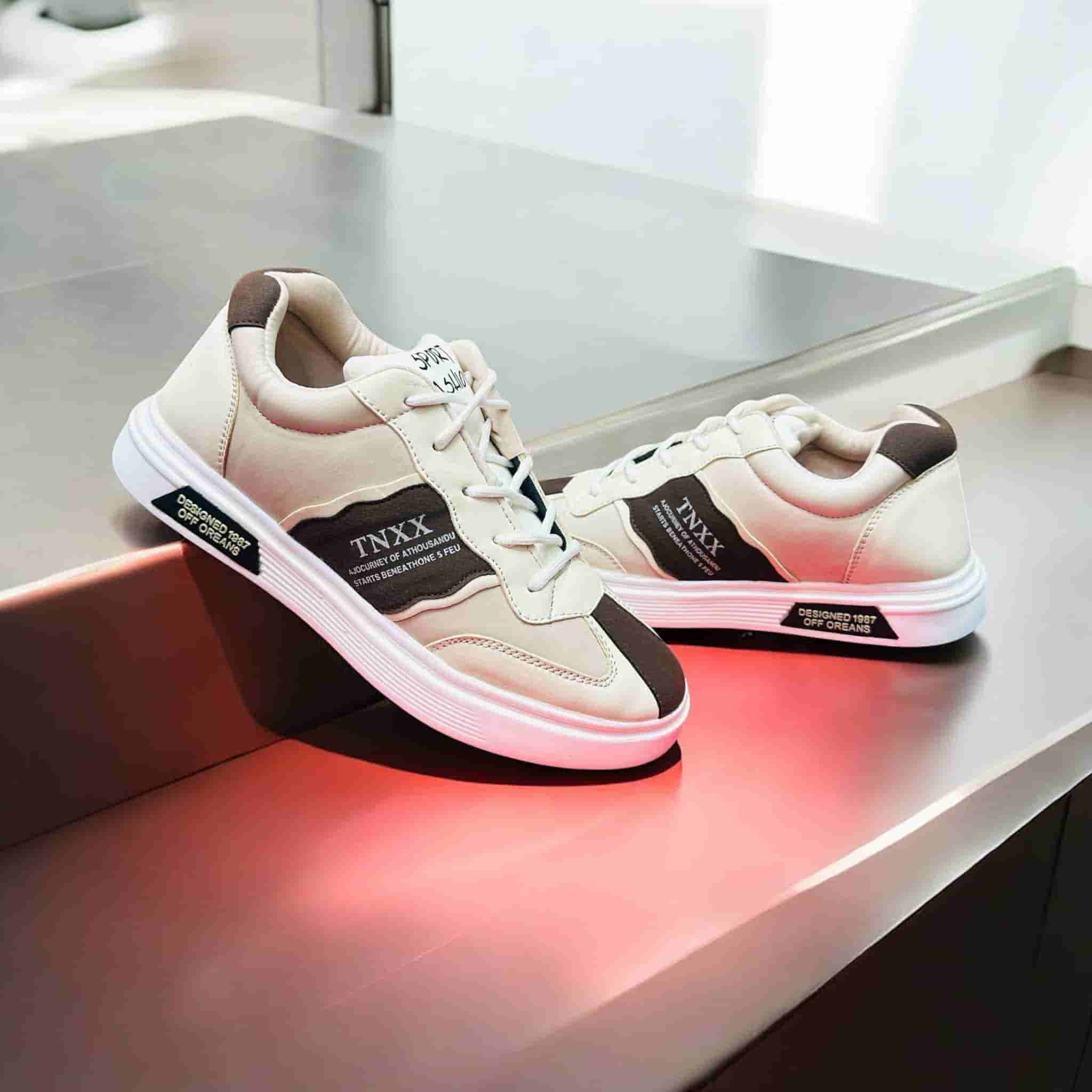 Clearance offer Sneakers (s-188)