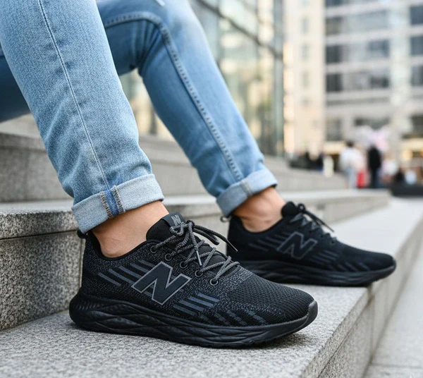 Super Premium Quality Branded Sneaker (387)-image